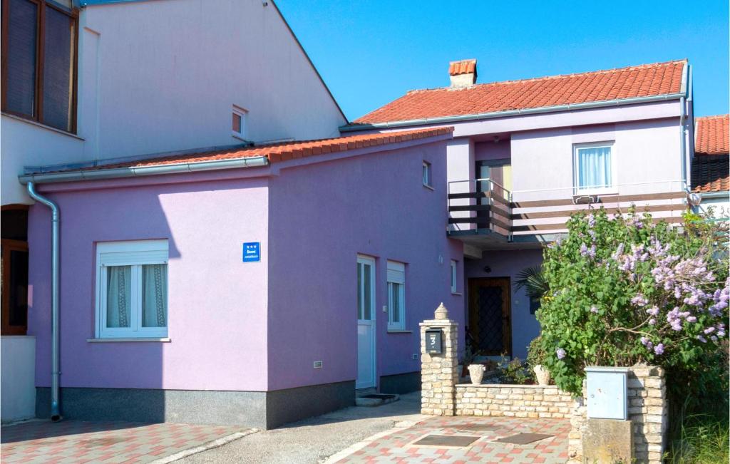 Awesome Apartment In Pula With Wifi