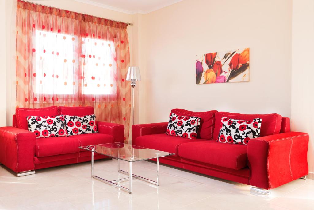 Posedenie v ubytovaní Kronos Villas