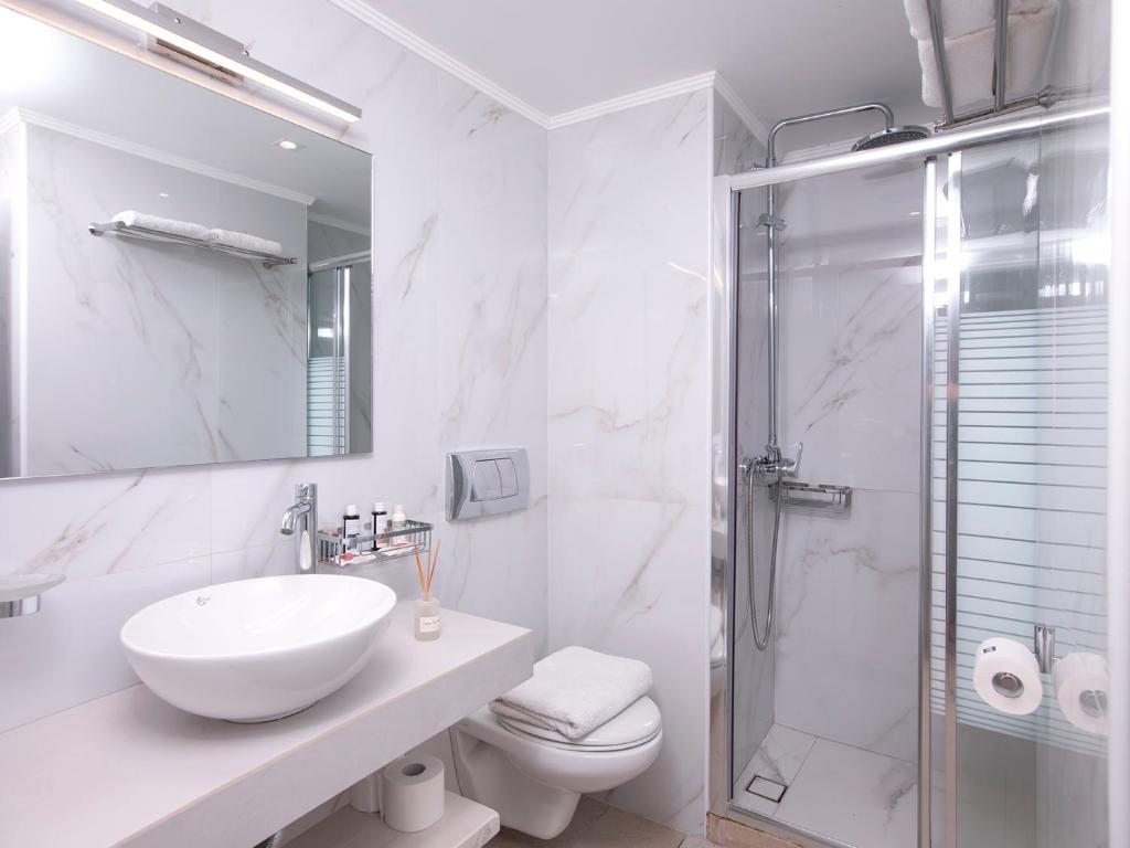 Mythos Suites Boutique Hotel - 5