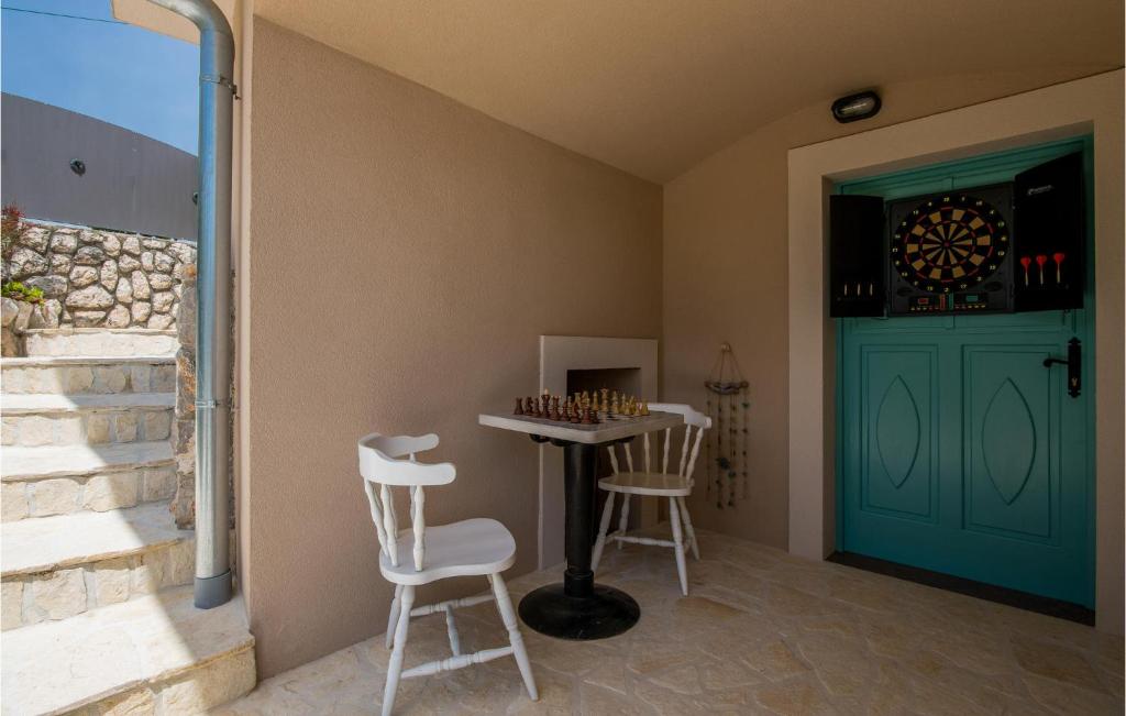 Balkon lub taras w obiekcie Nice Home In Polje With Wifi