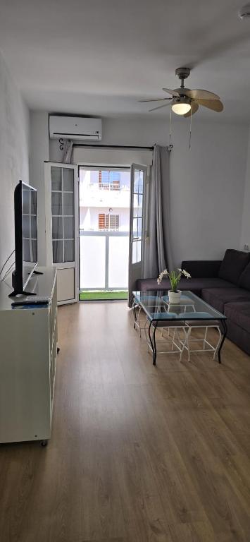 Candisol Cozy Inns - One-Bedroom Apartment