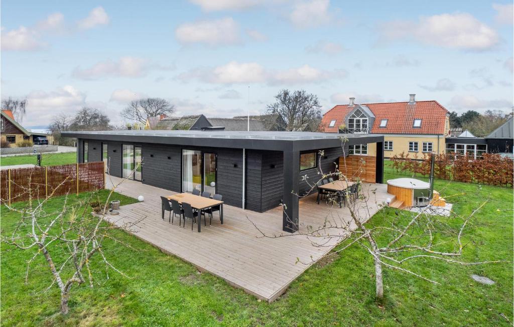Fotografie z fotogalerie ubytování Gorgeous Home In Karrebæksminde v destinaci Karrebæksminde
