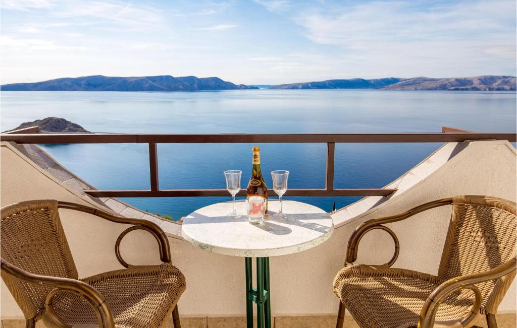 Stunning Apartment In Sveti Juraj
