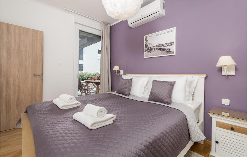 Posteľ alebo postele v izbe v ubytovaní Lovely Apartment In Mali Losinj