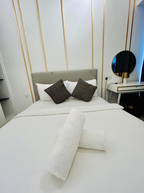 Axon Suites KL Pavilion - Appartamento Con Una Camera Da Letto Con Balcone