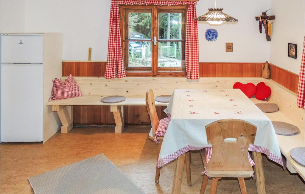 Kép Erholsames Ferienhaus Pillberg szállásáról Hochpillbergben a galériában