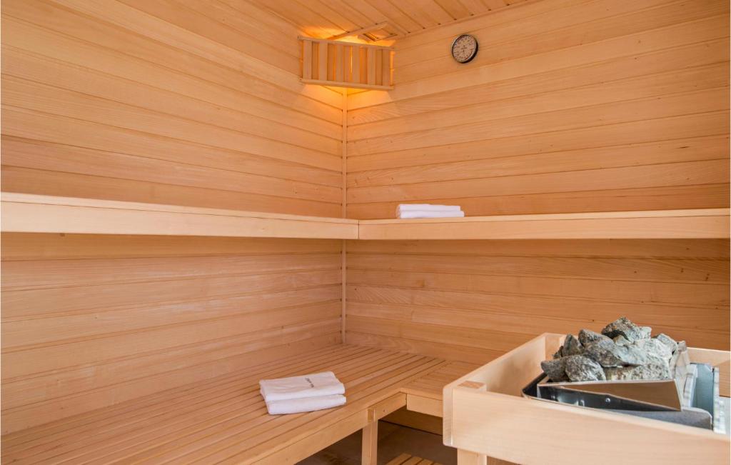 Fotografia z galérie ubytovania Awesome Home In Koromacno With Sauna v destinácii Koromačno
