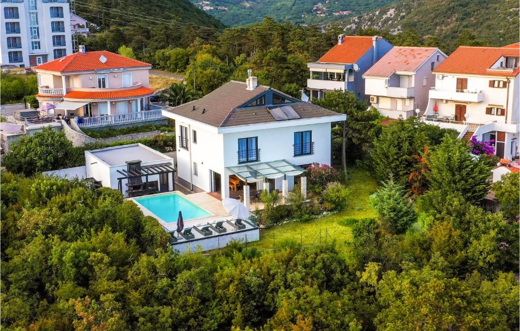 Bazén v ubytovaní Nice Home In Crikvenica With Sauna alebo v jeho blízkosti