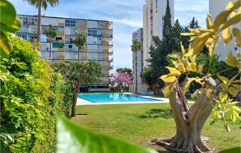 The swimming pool at or close to Pet Friendly Apartment