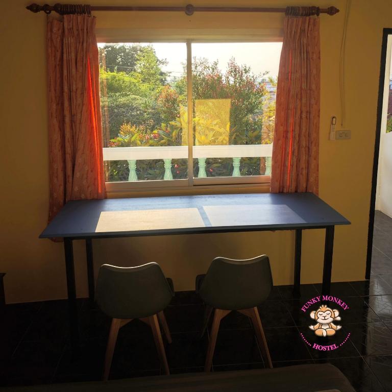 The Funky Monkey Hostel - 18 to 40 years old only - 14