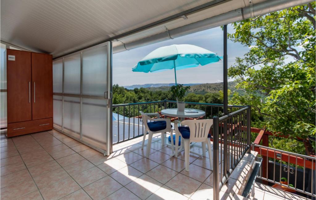 Balkón nebo terasa v ubytování 3 Bedroom Lovely Home In Bribir