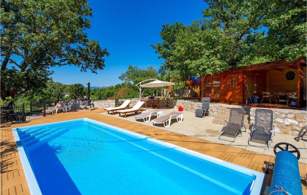 Stunning Home In Moscenicka Draga