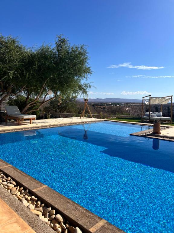 Bazén v ubytování Villa Manzar piscine chauffée nebo v jeho okolí