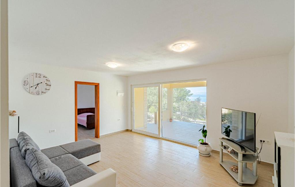 Telewizja i/lub zestaw kina domowego w obiekcie Amazing Home In Blato