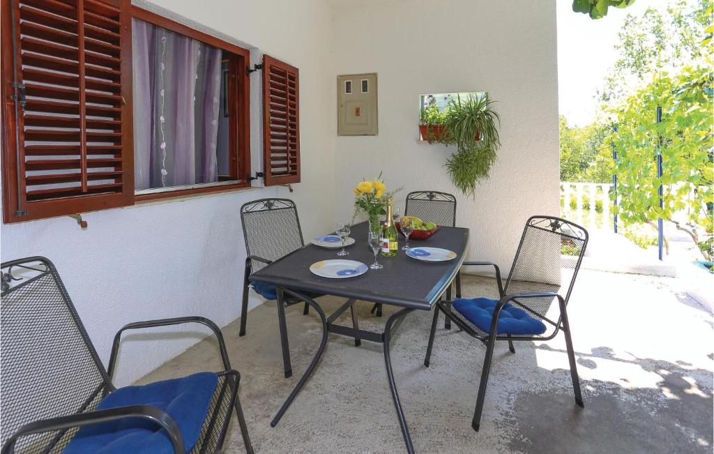 Fotografie z fotogalerie ubytování Holiday Home Gata Ostrvica v destinaci Gata