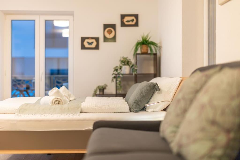 Jasminkas Host 2, Ruhig, City und Naturnah, Gratis Parkplatz und Balkon - Resim 20