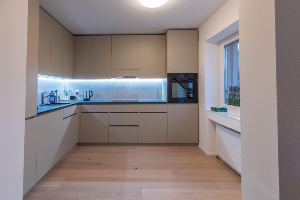 Jasminkas Host 2, Ruhig, City und Naturnah, Gratis Parkplatz und Balkon - Resim 21