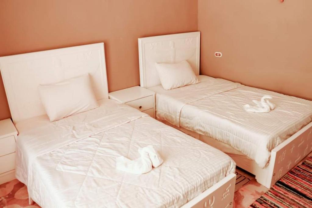 Sekhmet Retreat Centre - 1