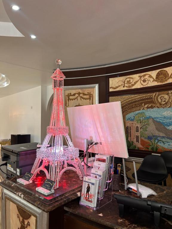 Gambar di galeri bagi Hotel Grand Paris di Villejuif