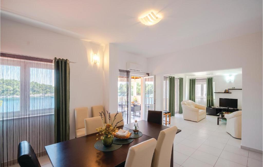 Kuchyň nebo kuchyňský kout v ubytování Apartment Prizba Bb Ii