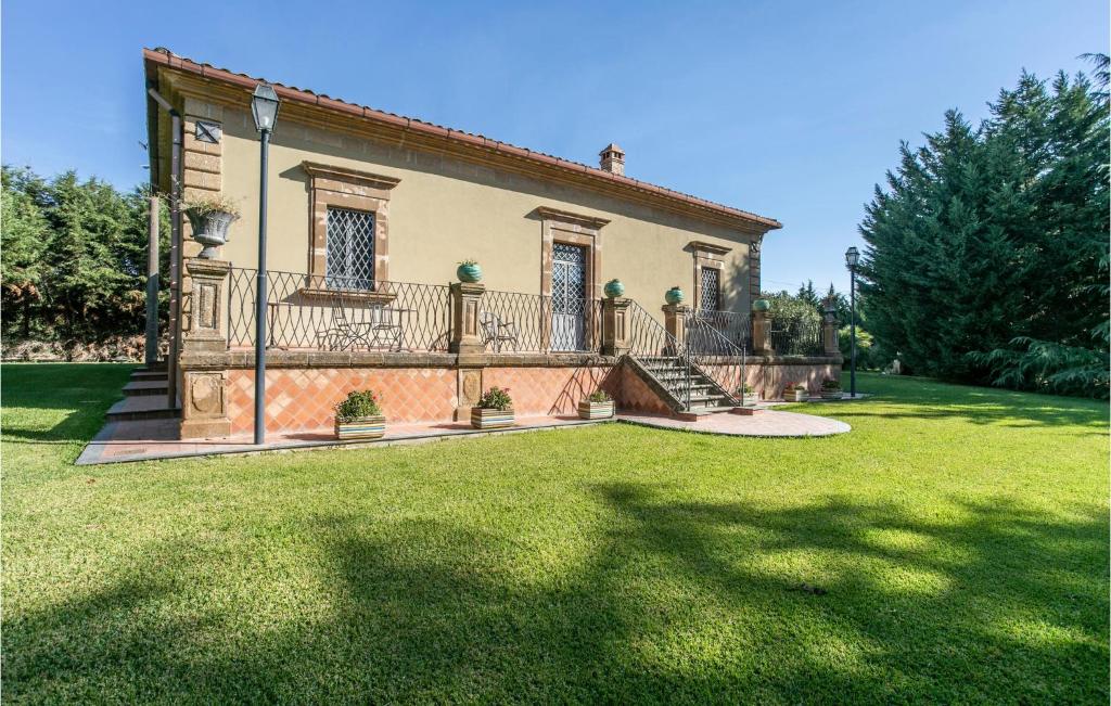Vonkajšia záhrada v ubytovaní Cozy Home In Grammichele