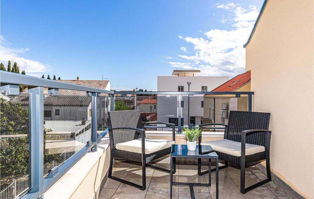 Stunning Apartment In Kastel Stari With Wifi
