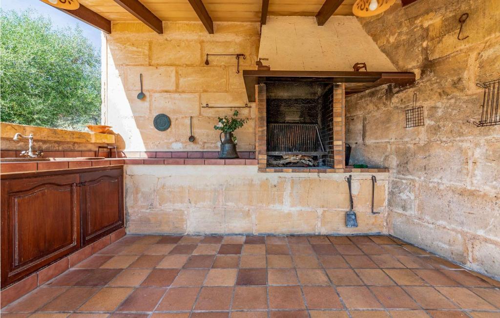 Zdjęcie z galerii obiektu Awesome Home In Sineu w mieście Sineu