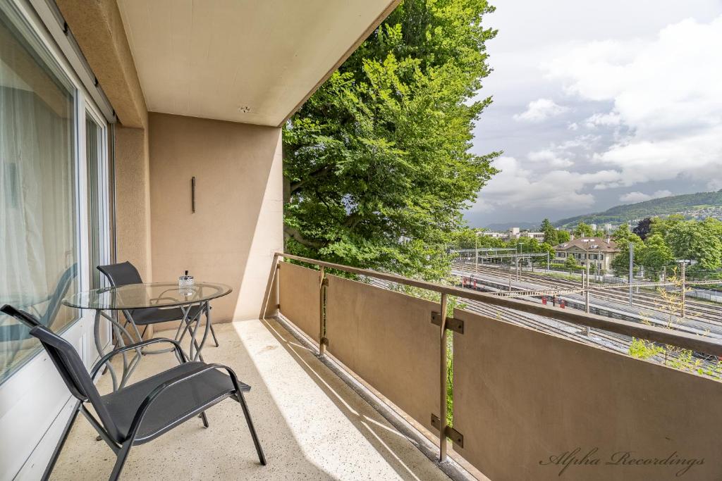 Zimmer mit Gemeinschaft Badezimmer und Küche - Resim 22