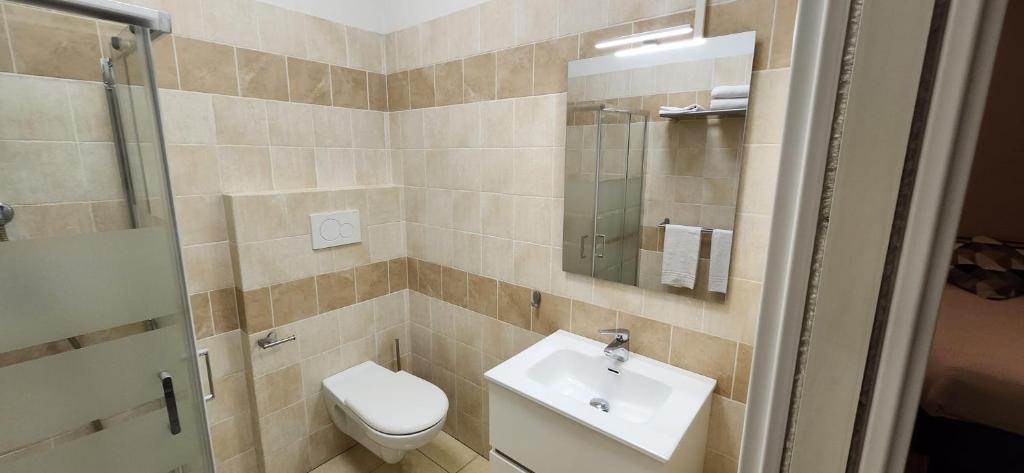 Da Rino - Double Room With Private Bathroom