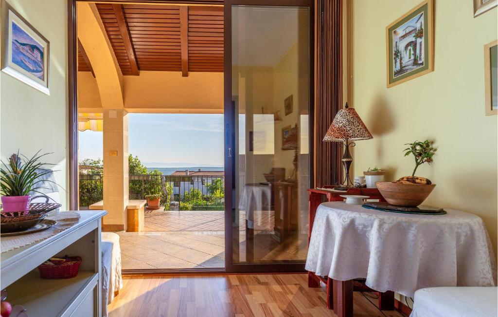 Balkón alebo terasa v ubytovaní Pet Friendly Home In Jadranovo