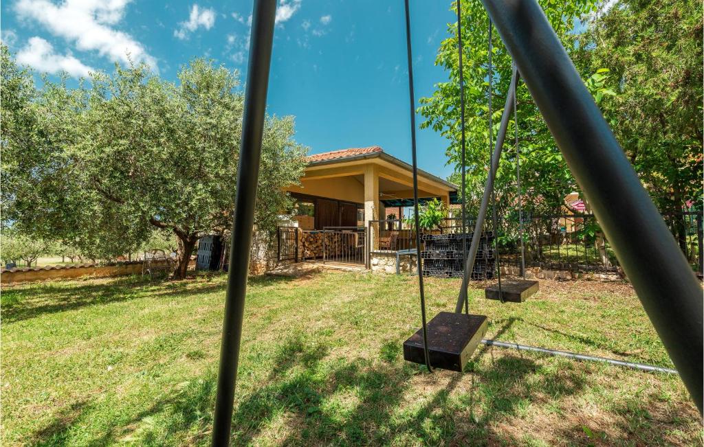 Vonkajšia záhrada v ubytovaní Apartment Lipa Vi