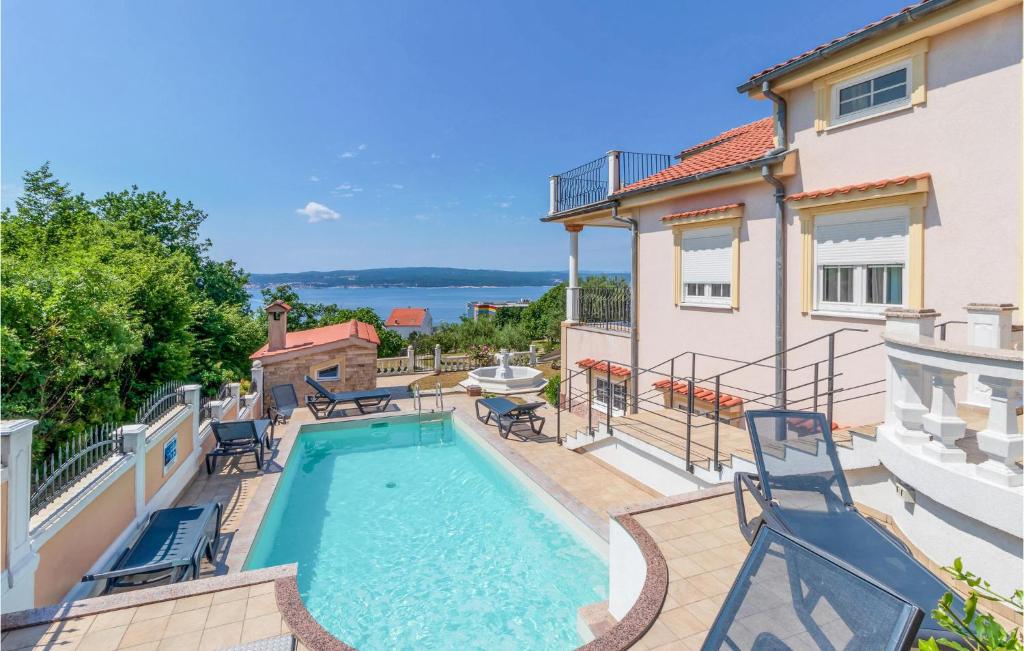 Gorgeous Home In Dramalj