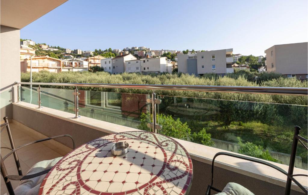 Balkón nebo terasa v ubytování Two-Bedroom Apartment In Podstrana