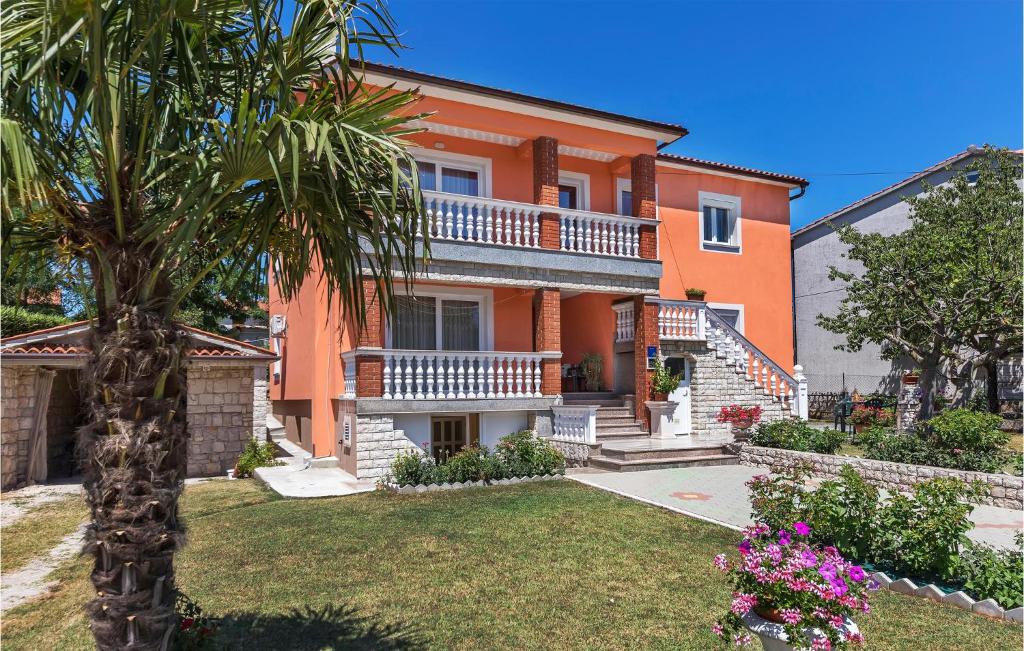 Budova, v ktorej sa apartmán nachádza