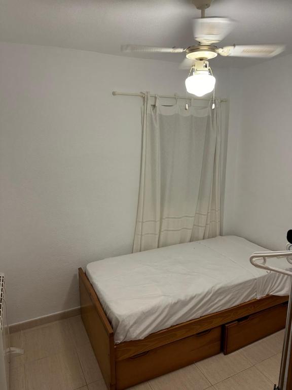 Posteľ alebo postele v izbe v ubytovaní Precioso apartamento en primera linea.