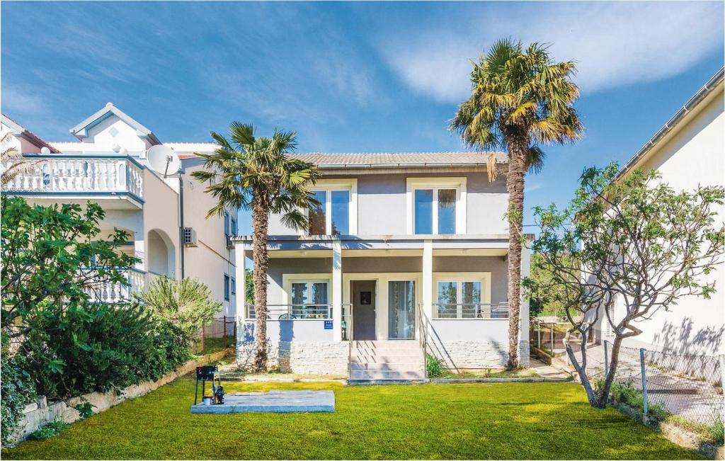 Amazing Home In Sv,petar Na Moru