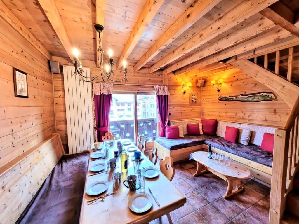 Posezení v ubytování Résidence Epilobe - Appartement 4 pièces au coeur du village MAE-0861