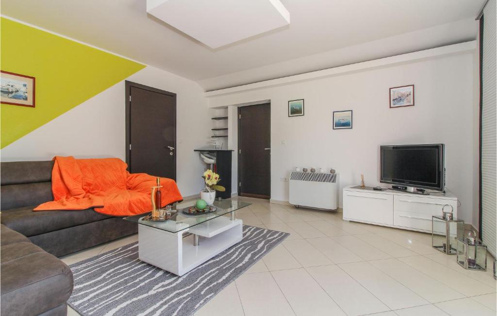 2 Bedroom Beautiful Apartment In Gracisce - 两卧室公寓
