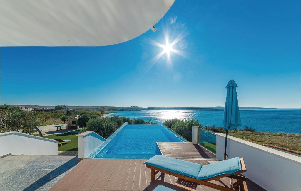 Gorgeous Home In Povljana