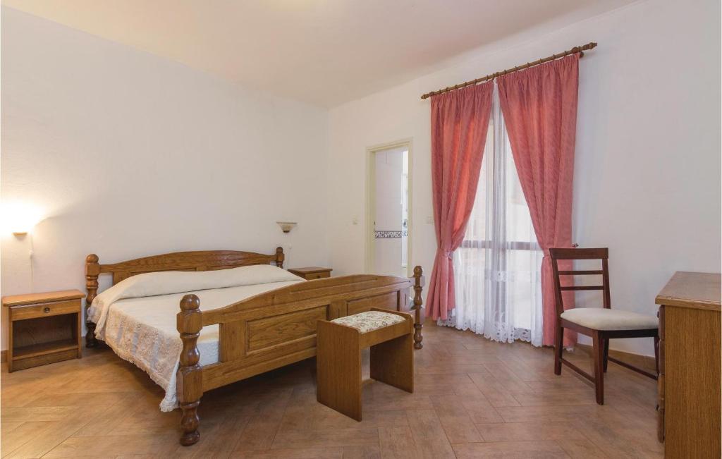 Posteľ alebo postele v izbe v ubytovaní Awesome Home In Rovinj