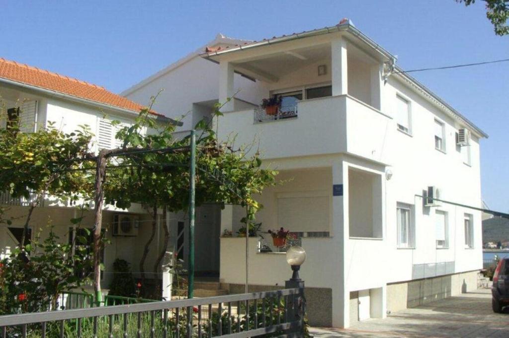 Budova, v ktorej sa apartmán nachádza