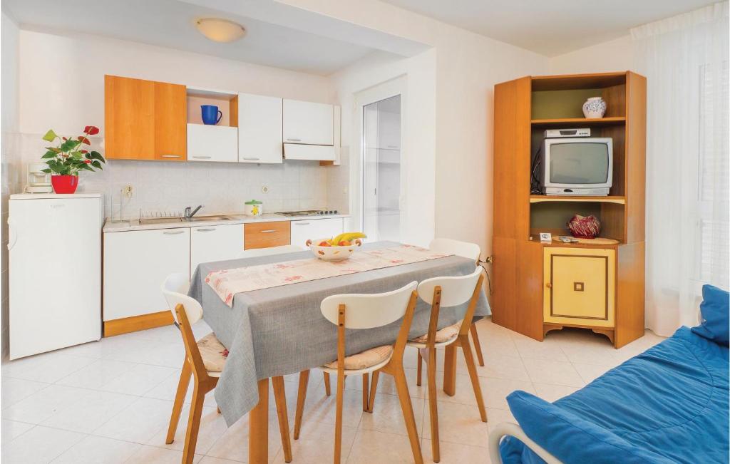 Kuchyň nebo kuchyňský kout v ubytování Apartment Rudarska Vi