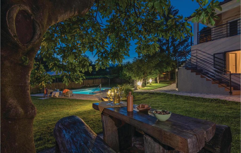 Basen w obiekcie Holiday Home Cere Cere Ii lub w pobliżu