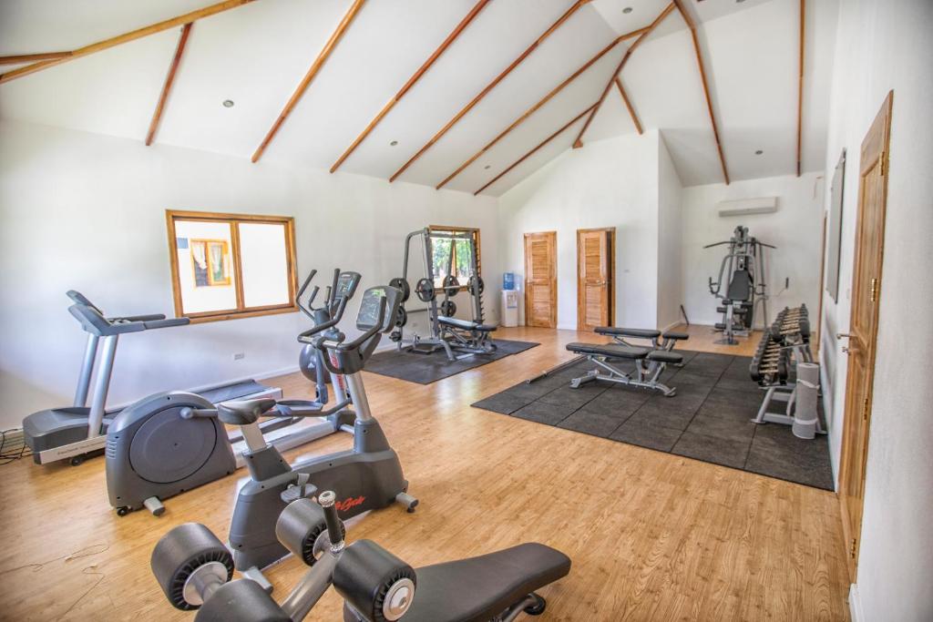 Fitness centrum a/nebo fitness zařízení v ubytování Salamangka Resort