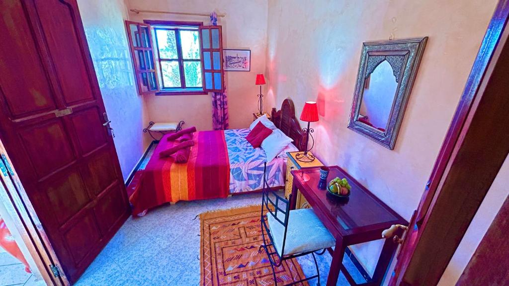 Dar Nakhla - Zagora guest house - Habitación Doble Con Vista Al Jardín