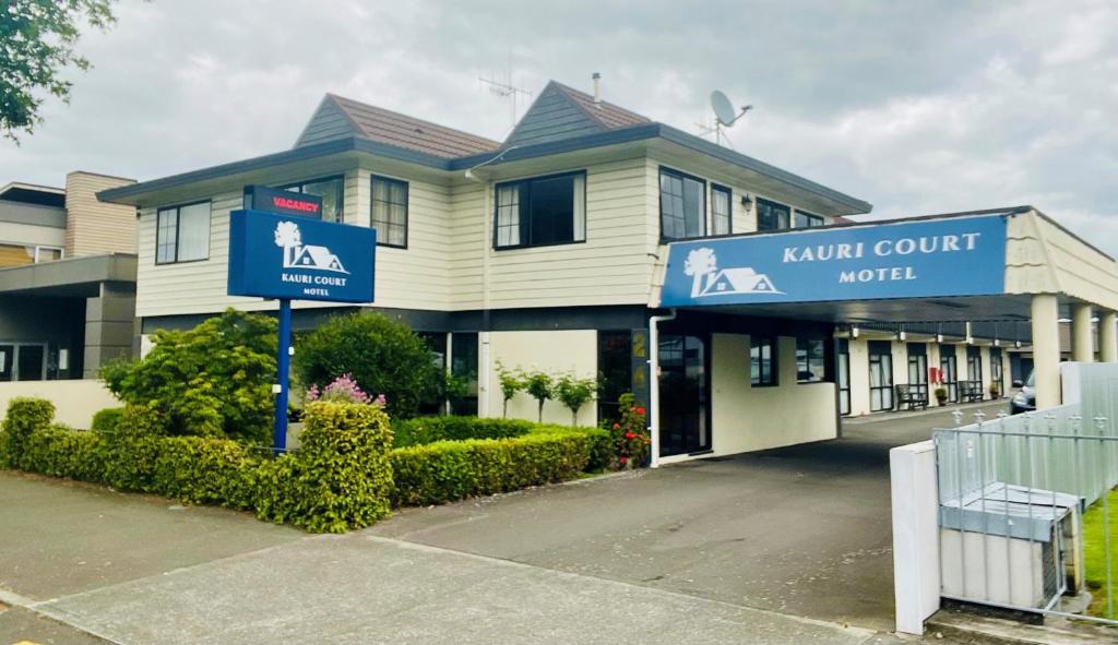Kauri Court Motel and Apartments - Resim 1