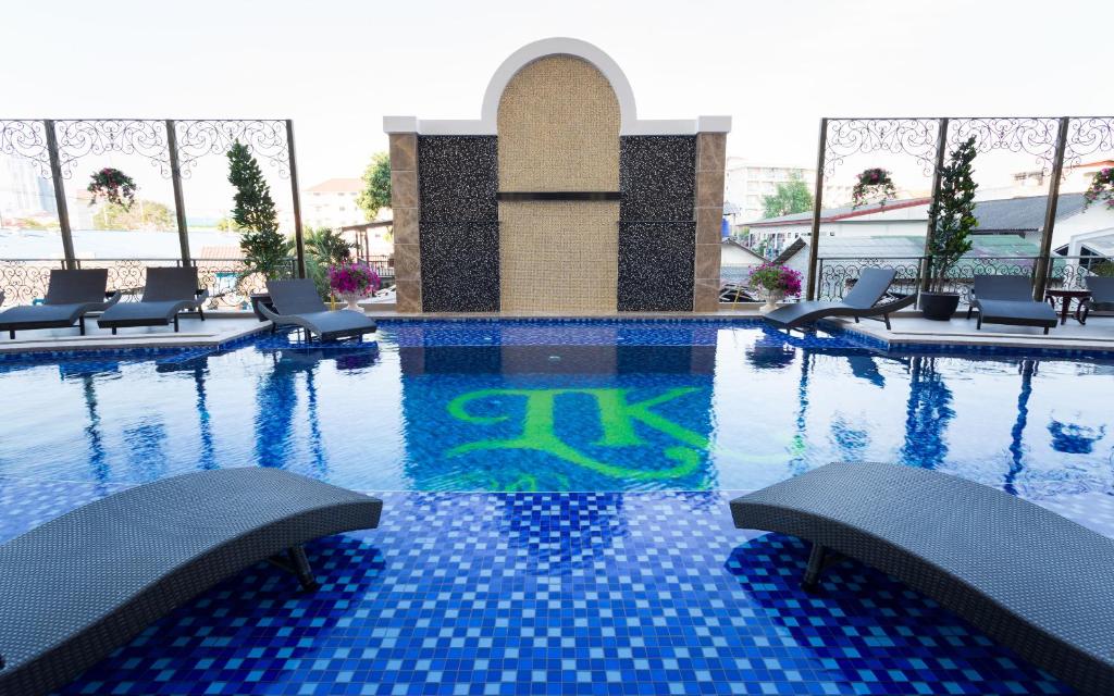 LK President - Resim 20