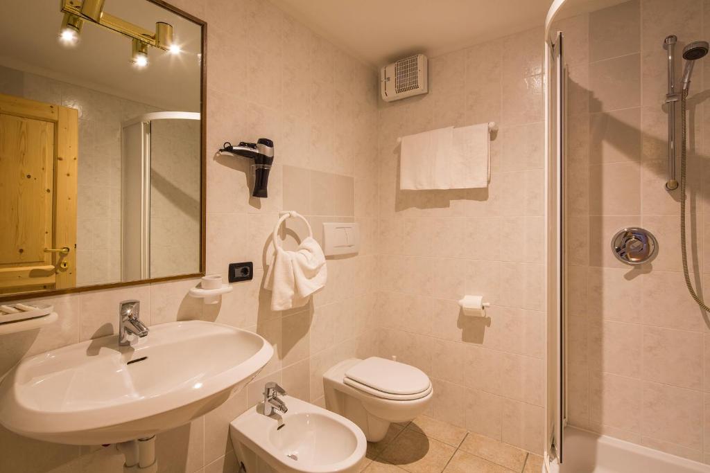 Koupelna v ubytování Stelvio Residence