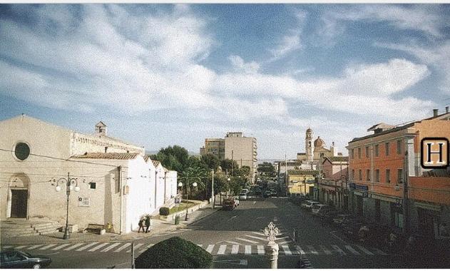 Imagem da galeria de Hotel Centrale em Quartu SantʼElena