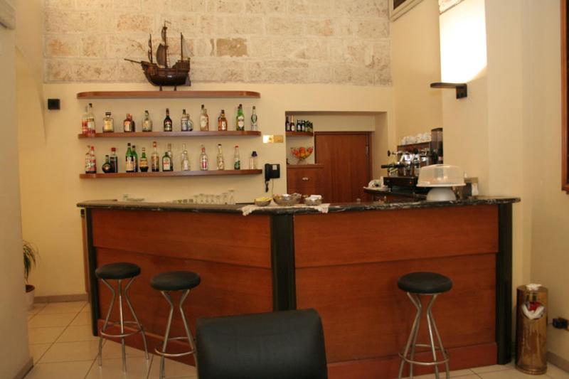 Lounge nebo bar v ubytování Hotel Adria